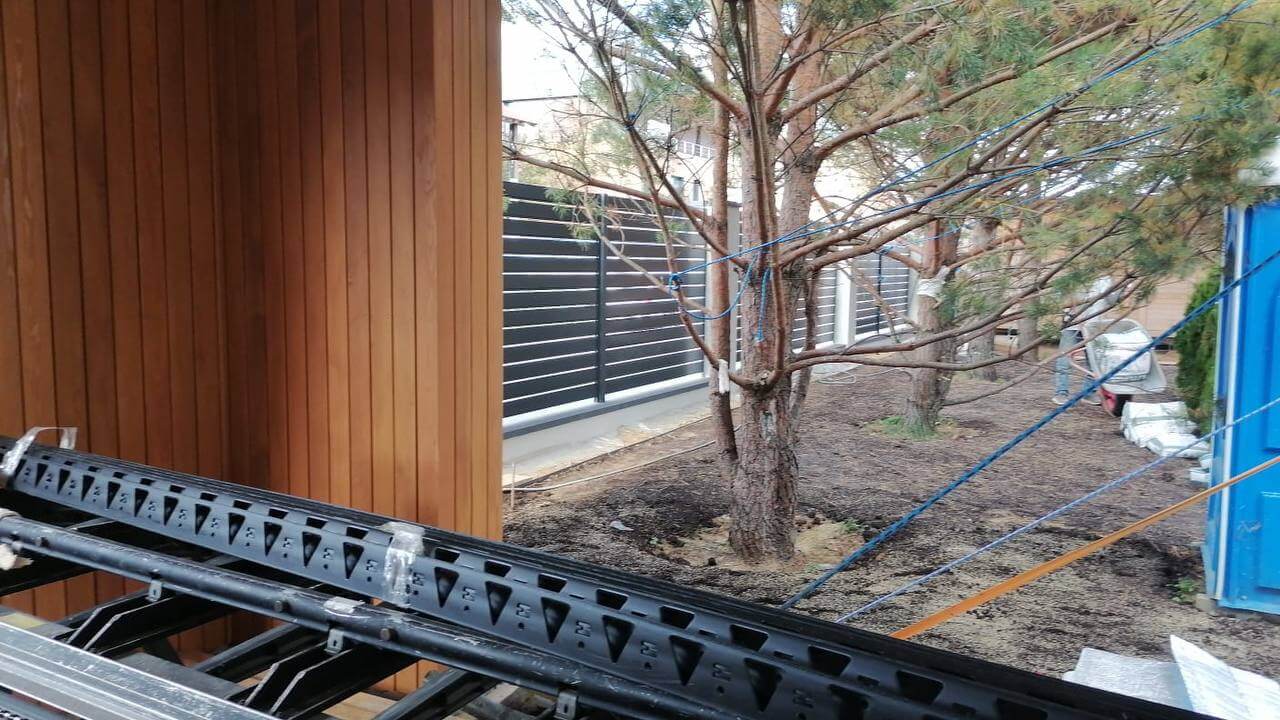 Забор-ранчо из металлопланкена 36м RAL7024 Серый Графит фото 2 в Киришах