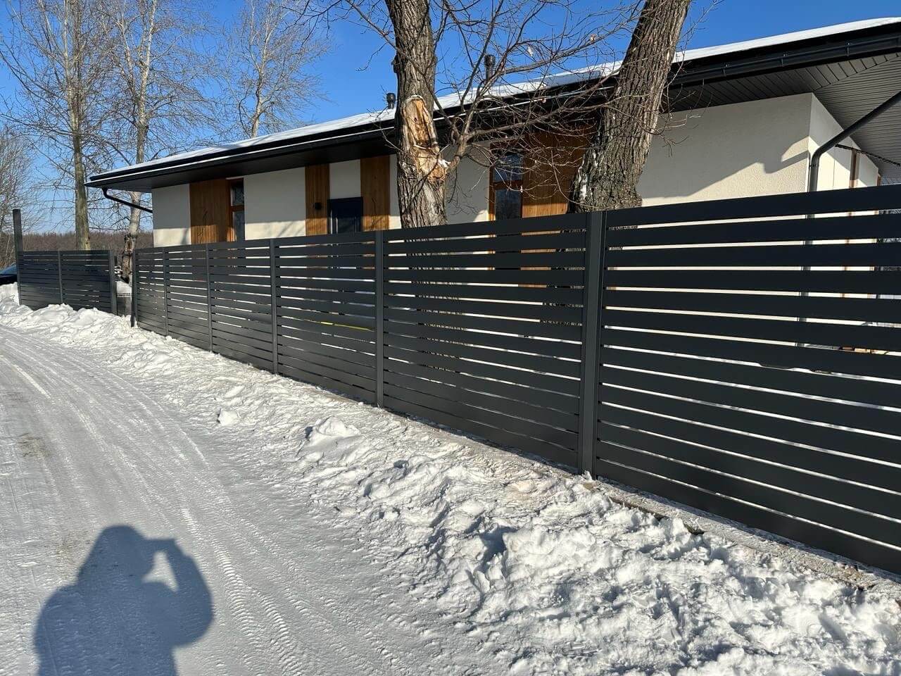 Забор-ранчо из металлопланкена 37м RAL7024 Серый Графит фото 1 в Киришах