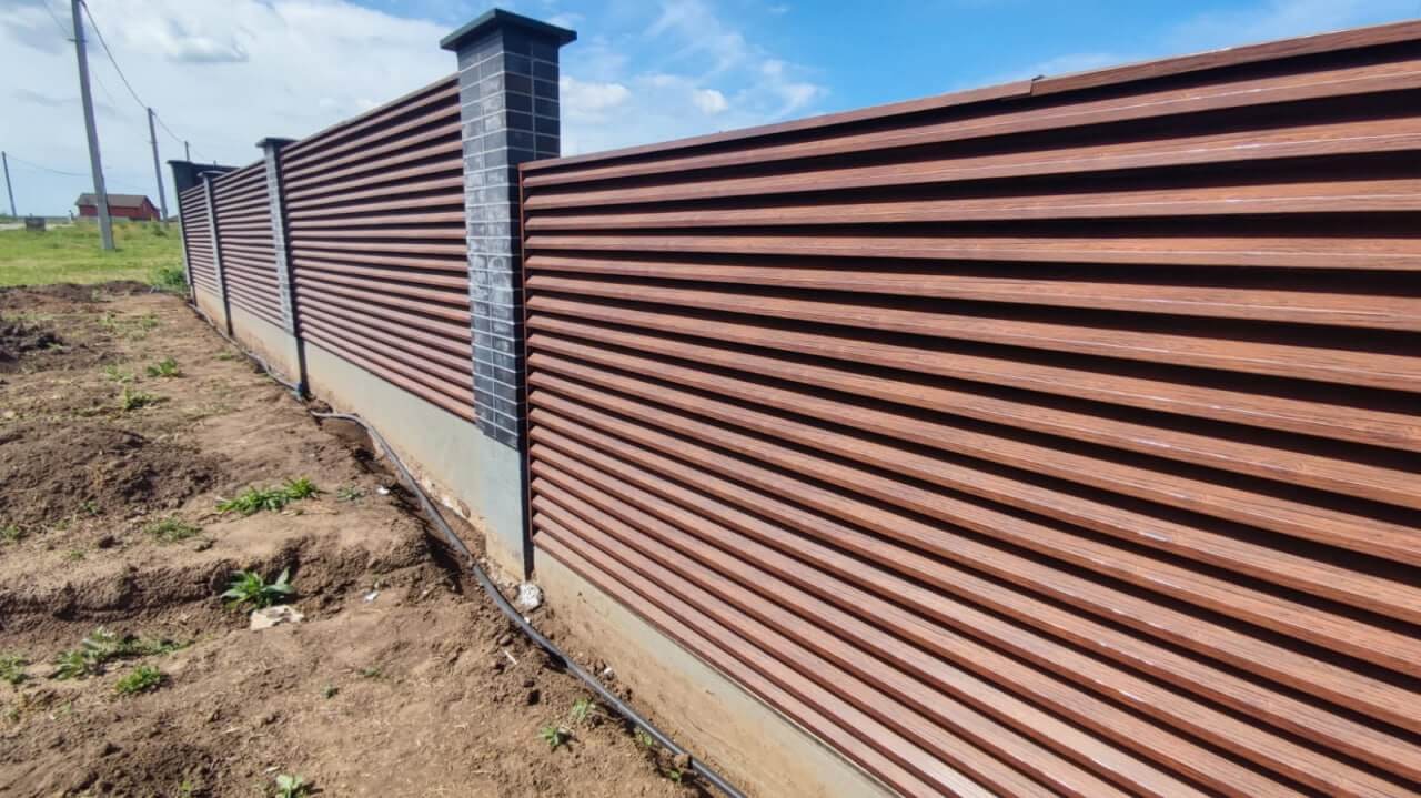 Забор-жалюзи из ламелей 54м ЭКО-Z Античный Дуб (SteelArt) в Киришах