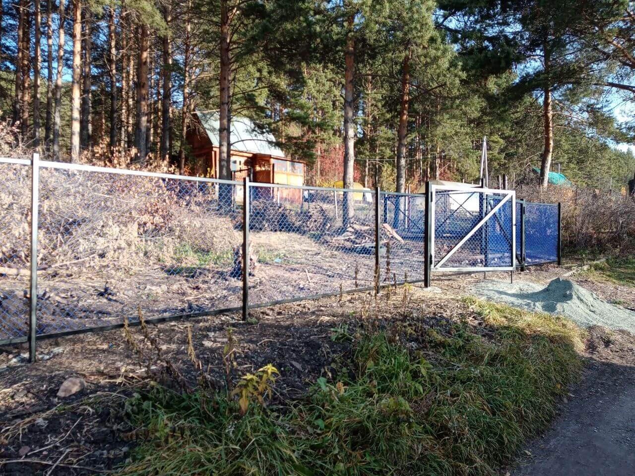 Забор из сетки рабица 76м с полимерным покрытием фото 8 в Киришах