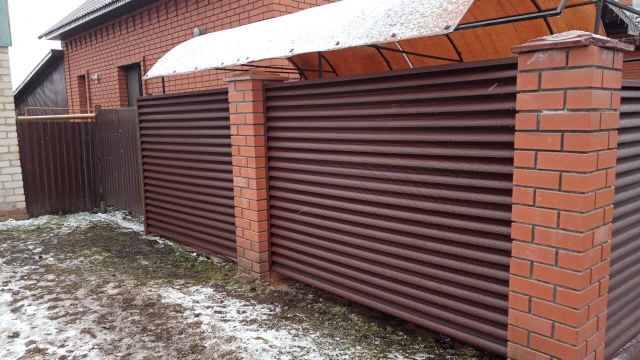 Забор из ламелей еврожалюзи 12м RAL8017/8017 Шоколад двусторонний МАТТЕ фото 4 в Киришах