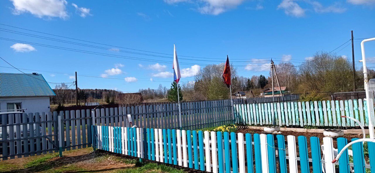 Забор из евроштакетника 16м RAL5021 Морская Волна, RAL9003 Белый фото 3 в Киришах