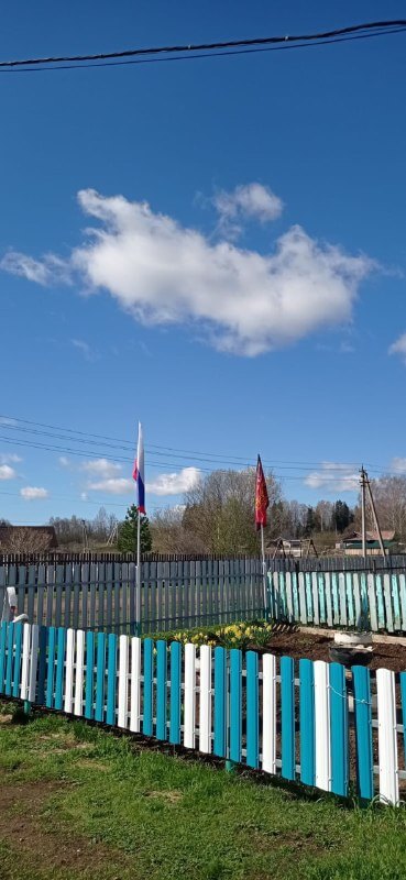 Забор из евроштакетника 16м RAL5021 Морская Волна, RAL9003 Белый фото 2 в Киришах
