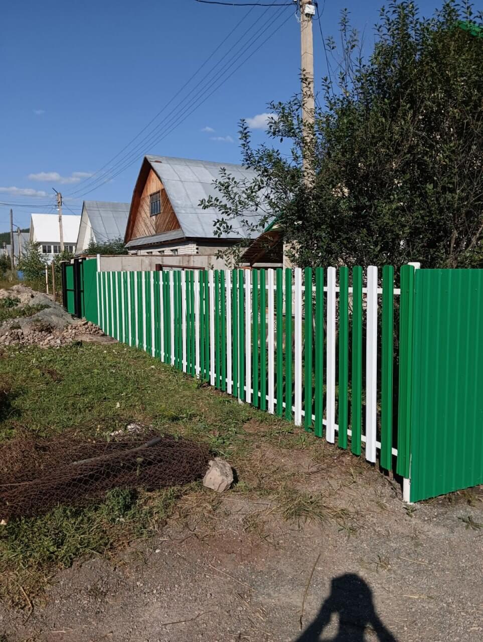 Забор из евроштакетника 10м RAL9003 Белый, RAL6029 Зеленая Мята в Киришах