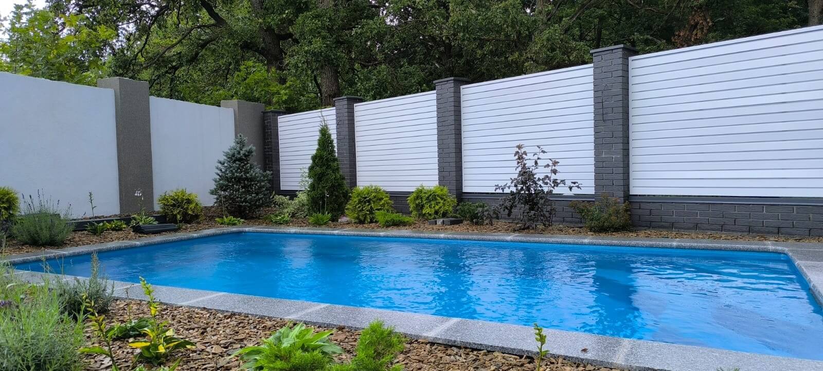 Забор-жалюзи из ламелей Хай-Тек 54м RAL9003 Белый фото 4 в Киришах