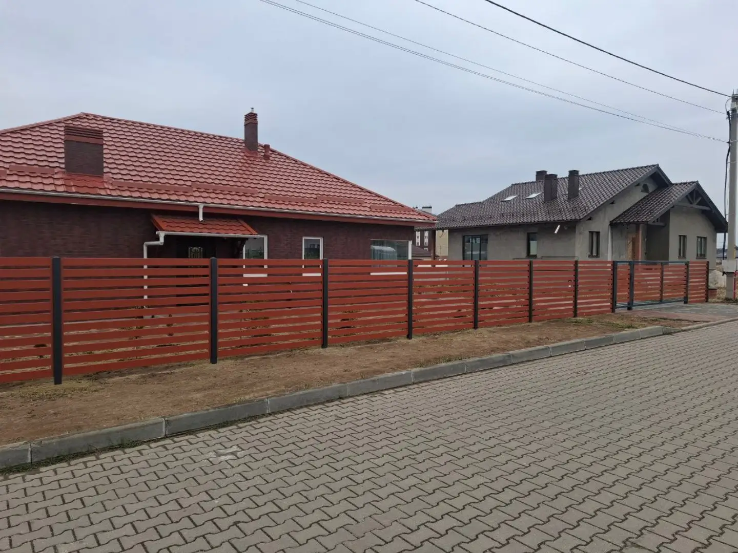 Забор-ранчо из металлопланкена 18м RAL8004 Терракотовый фото 1 в Киришах